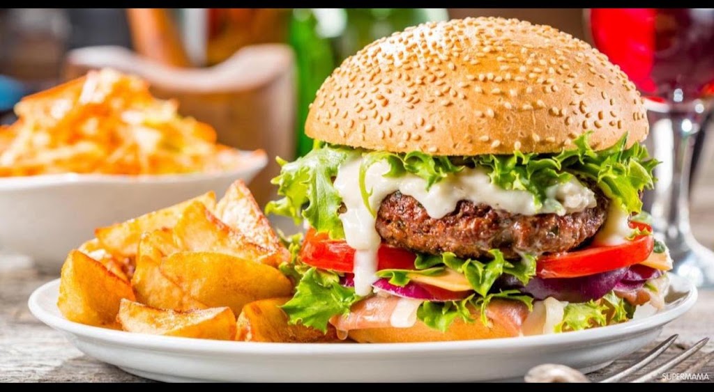 Restaurante ARGANA — Comida y bebida