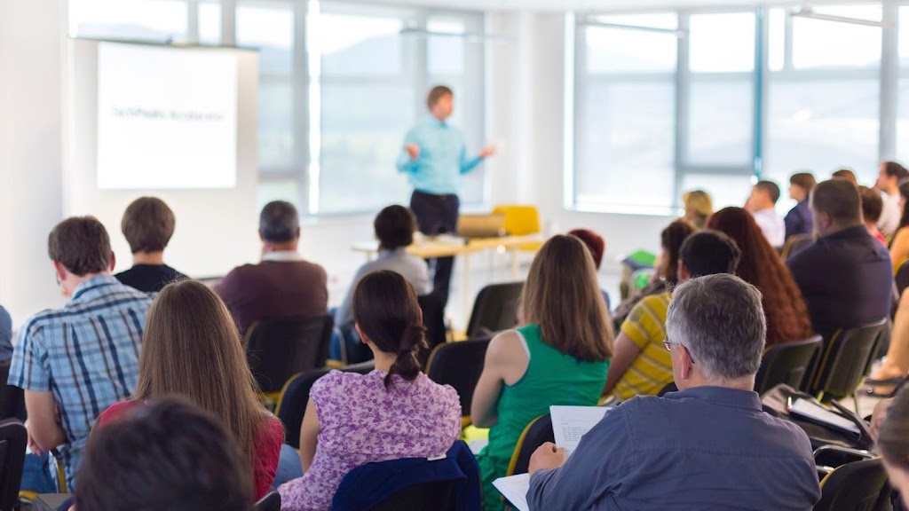 Academia Abril Apoyo Escolar