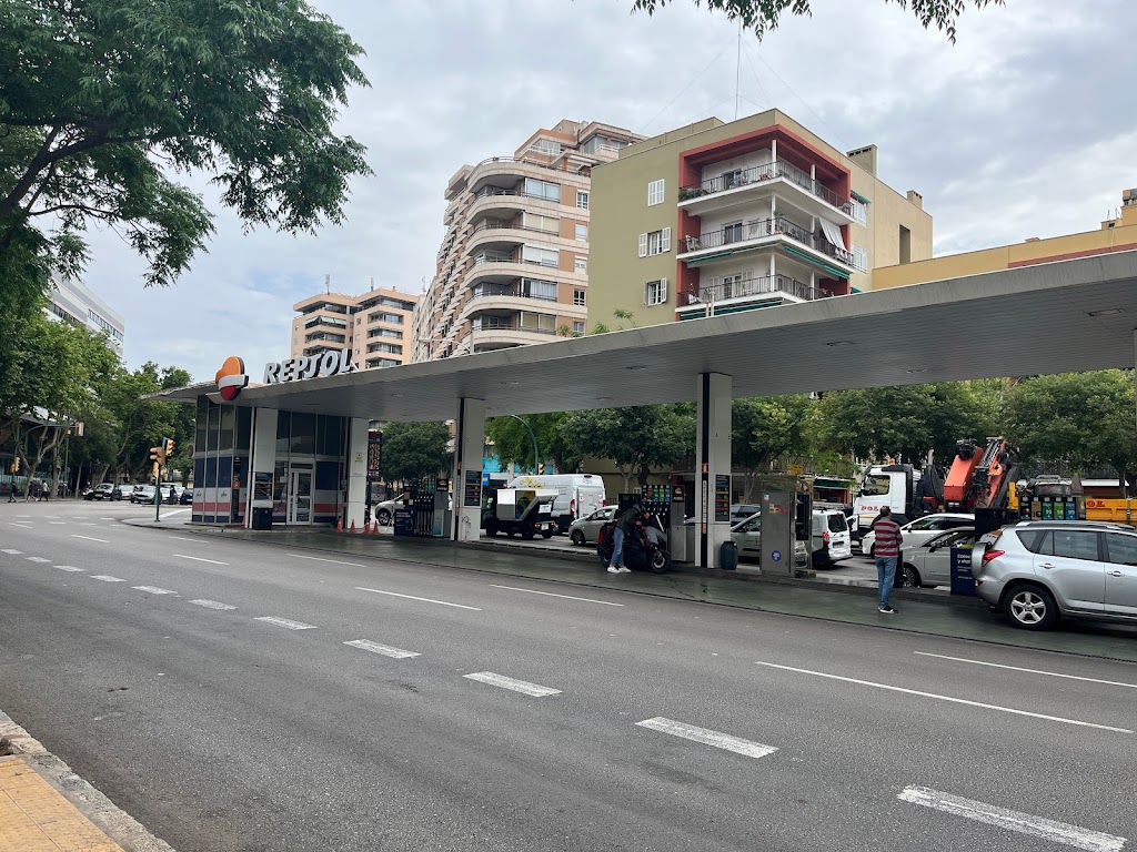 Benzinera Repsol