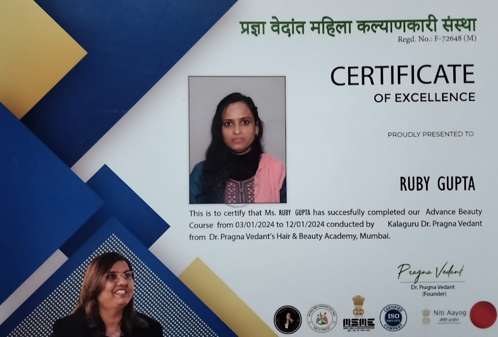 Sri Beauty Parlour For Ladies