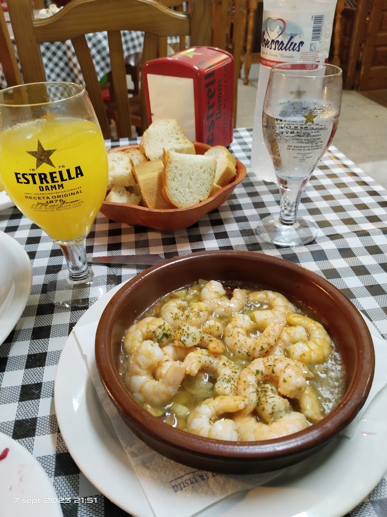 Meson Mari y Miguel — Comida y bebida
