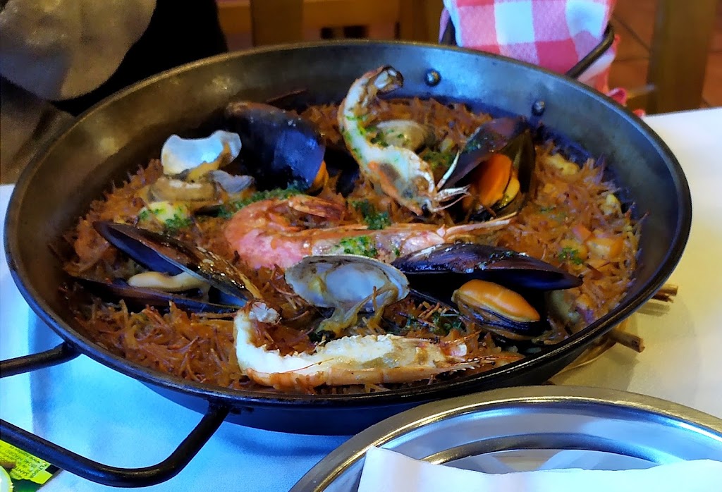 Restaurant Can Modest — Paella