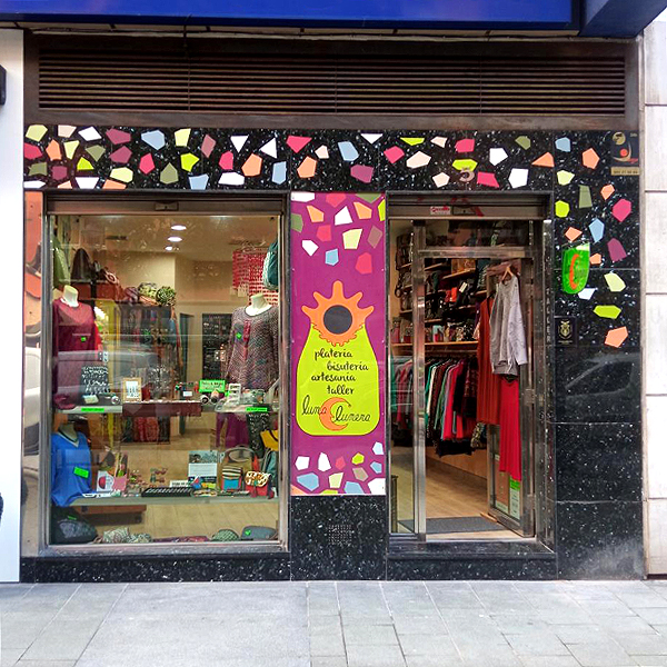 Bisuteria, carteras y bolsos LUNA LUNERA