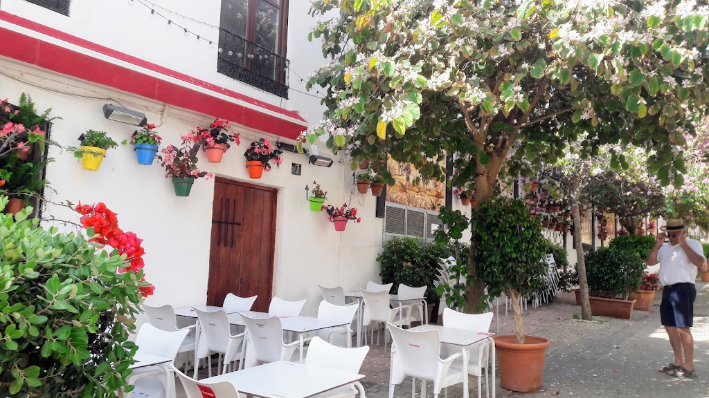 La Tarantella — Ambiente