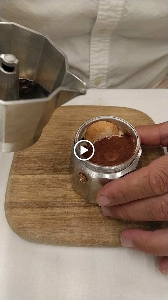 DiVicnus Restaurant — Videos