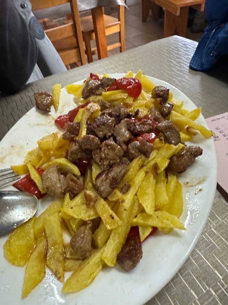 Furancho Minino — Comida y bebida