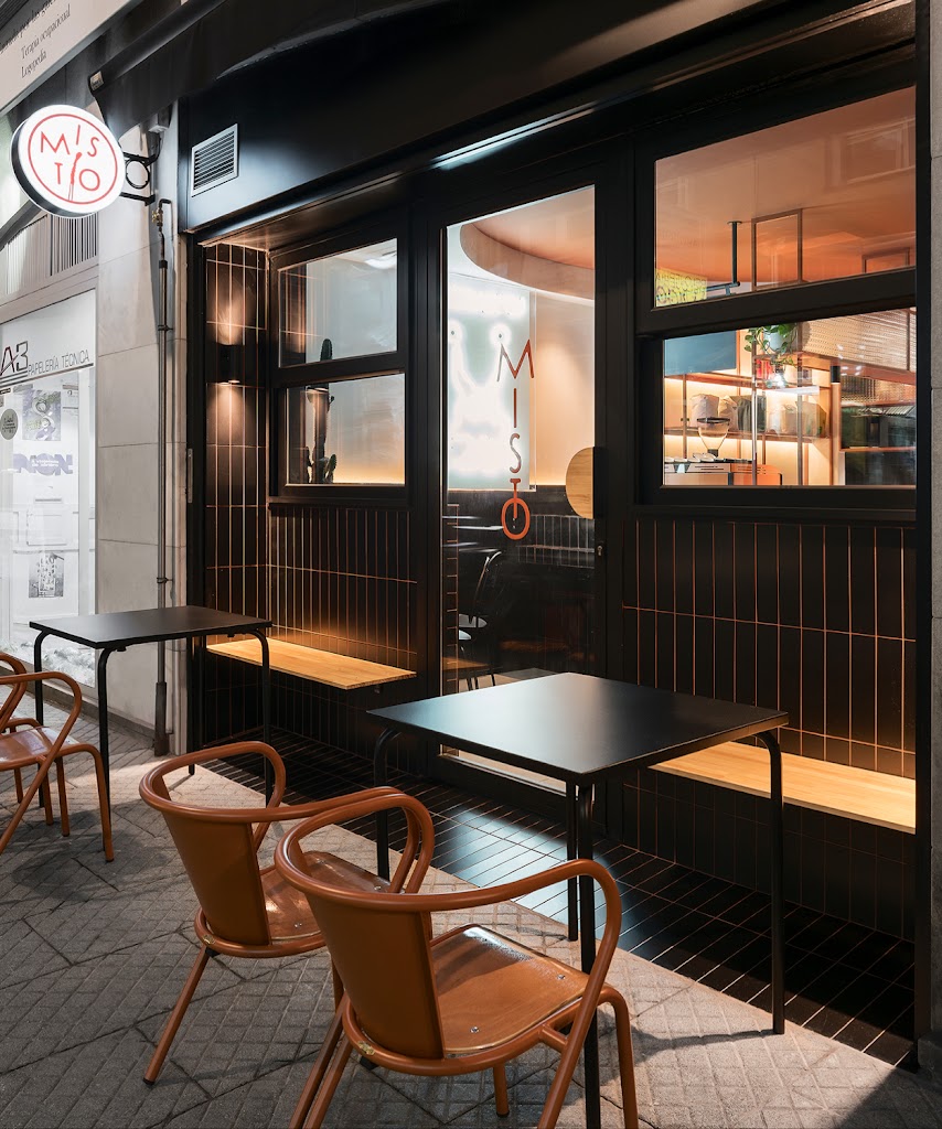 Misto Cafe Bar