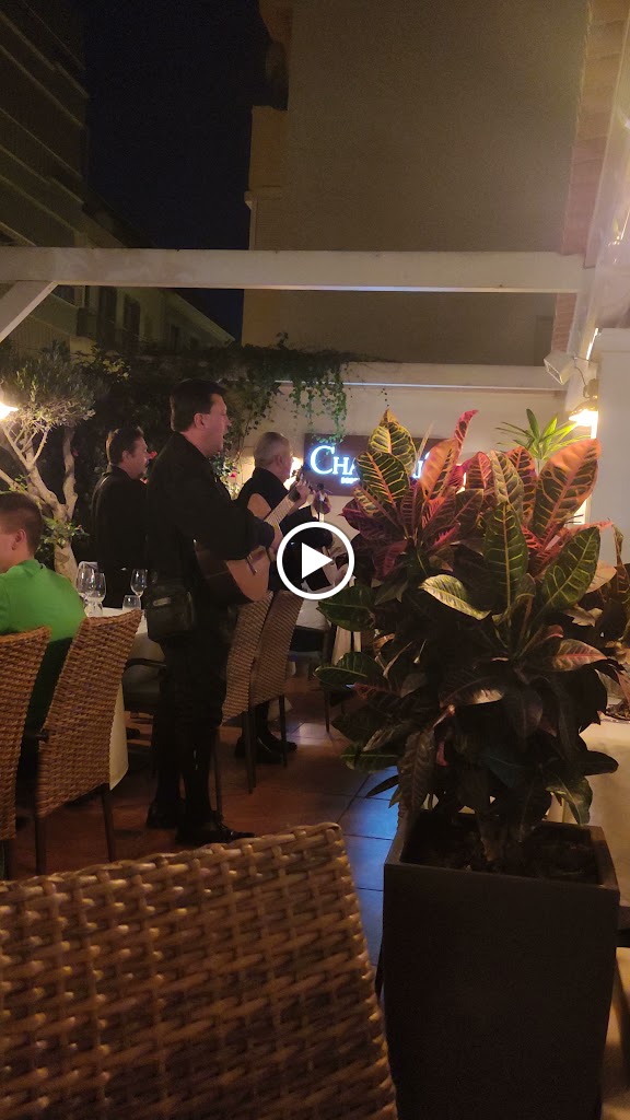 Restaurante Bodega Charolais — Ambiente