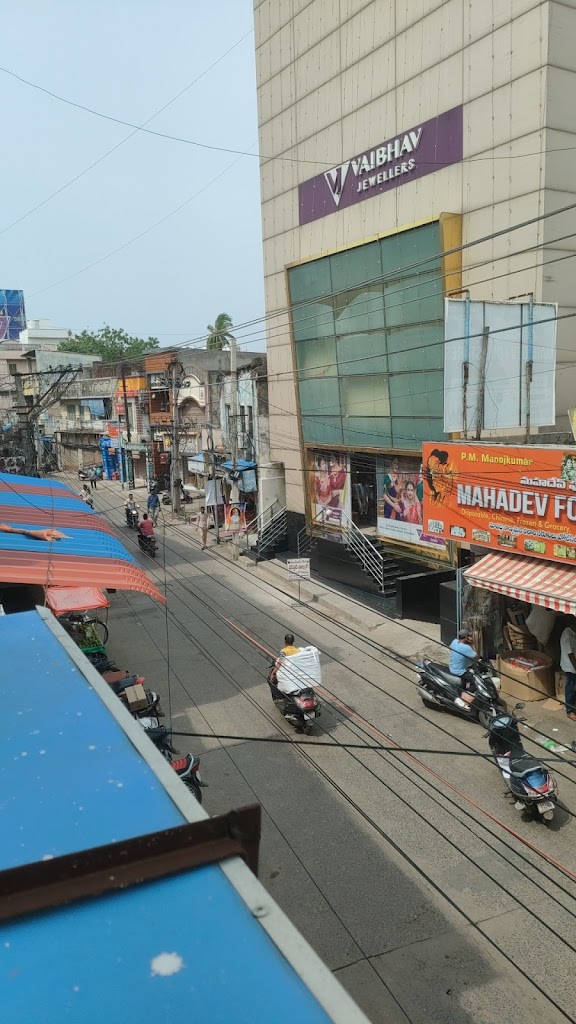 Xpressions Salon Make Up Studio