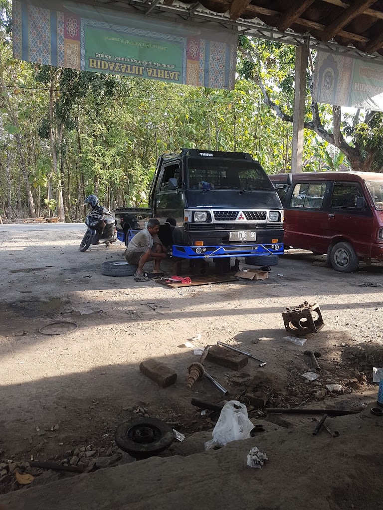 Bengkel Mobil Mukhlas