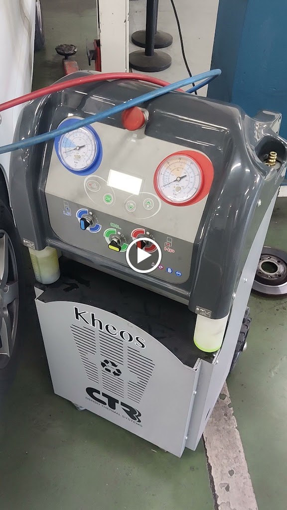Talleres J.Domingo e Hijos SL Bosch Car Service — Videos