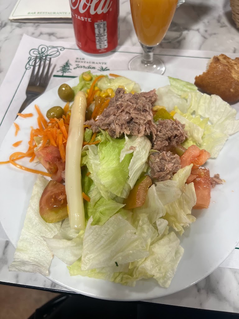 Restaurant Jardi 6 — Comida y bebida