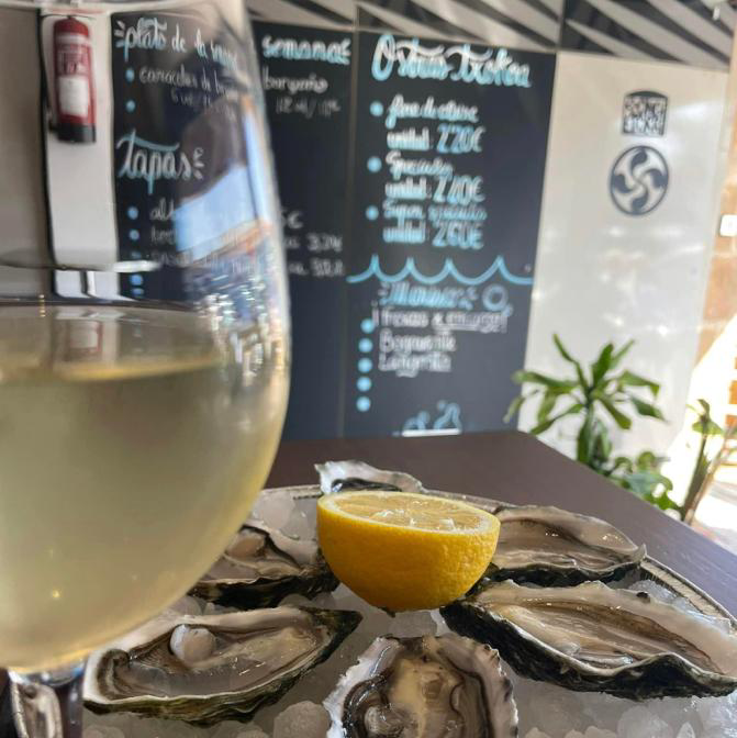 Xabia Txokoa Bar — Comida y bebida