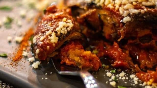 La Coppola Pizzeria Italiana — Comida y bebida