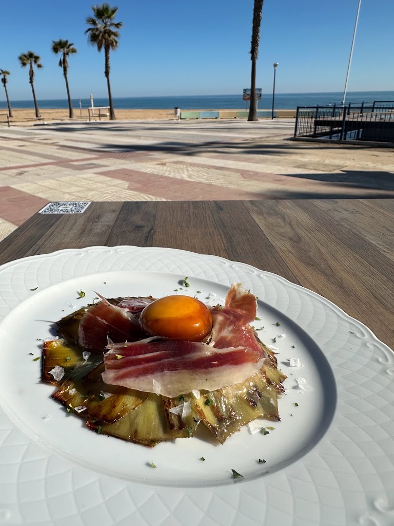 Cerveceria La Fresquita — Comida y bebida