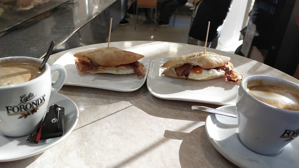 Bar Gasteiz — Comida y bebida