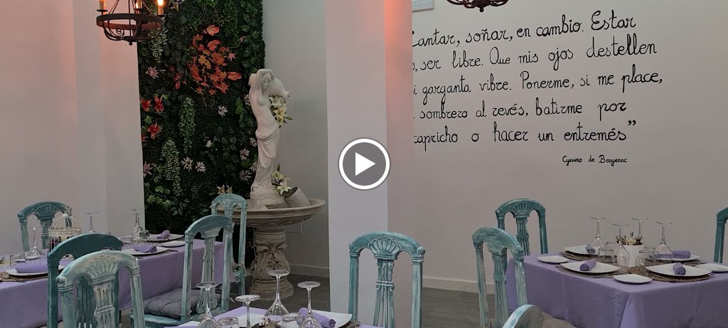 Le Cyrano — Videos