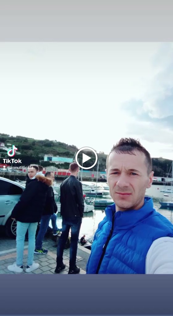 Akatz — Videos