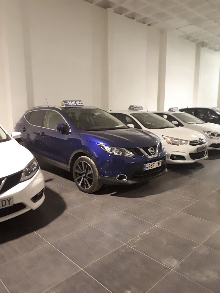 Taller de Mecanica y Carroceria. Arche Automocio