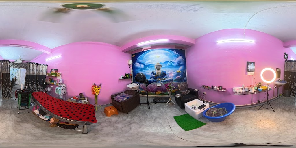 Lavanya Beauty Parlour