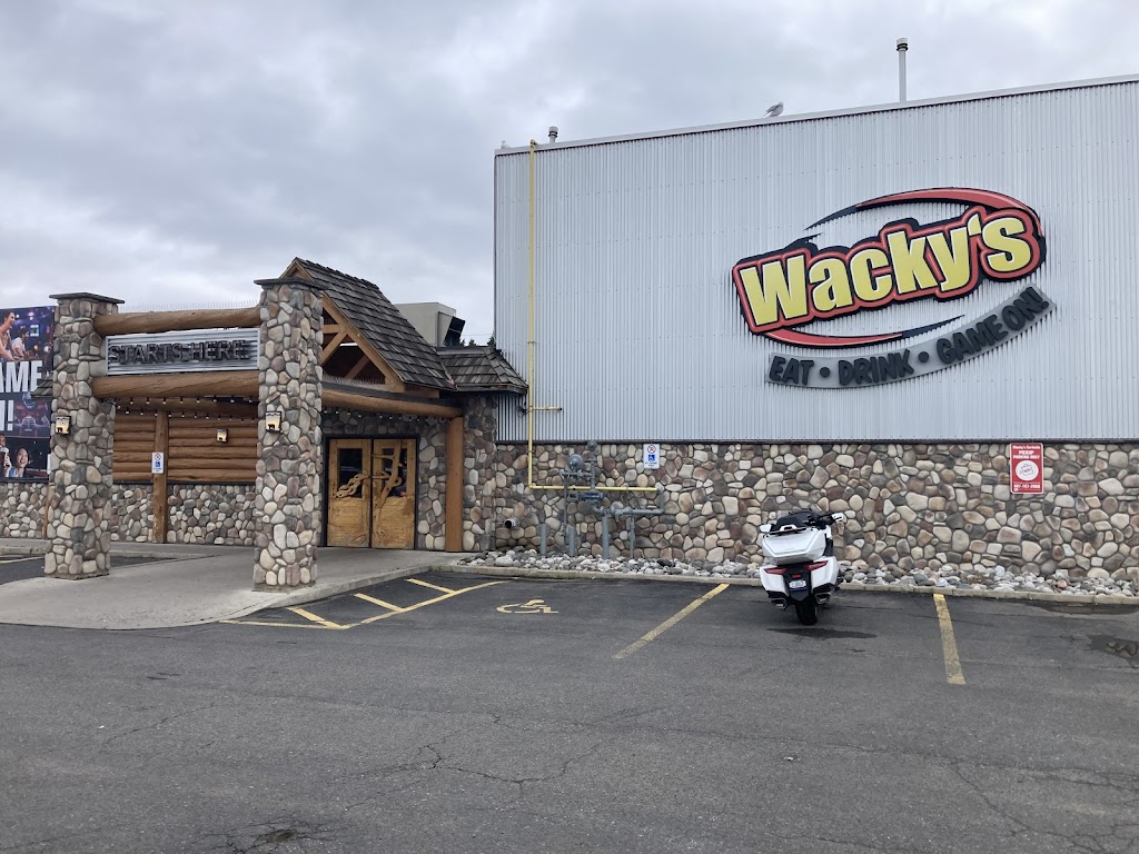 Wacky's Thunder Bay in Thunder-Bay