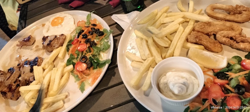 Amazonia Restaurante Park — Comida y bebida
