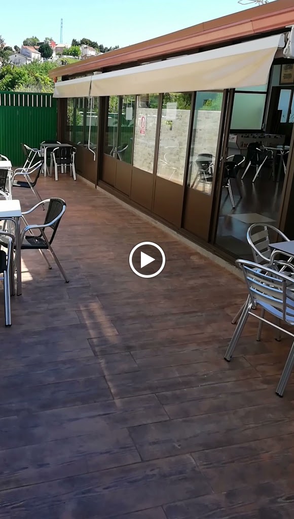 Cafe Bar "O Lar de Merchy" — Videos