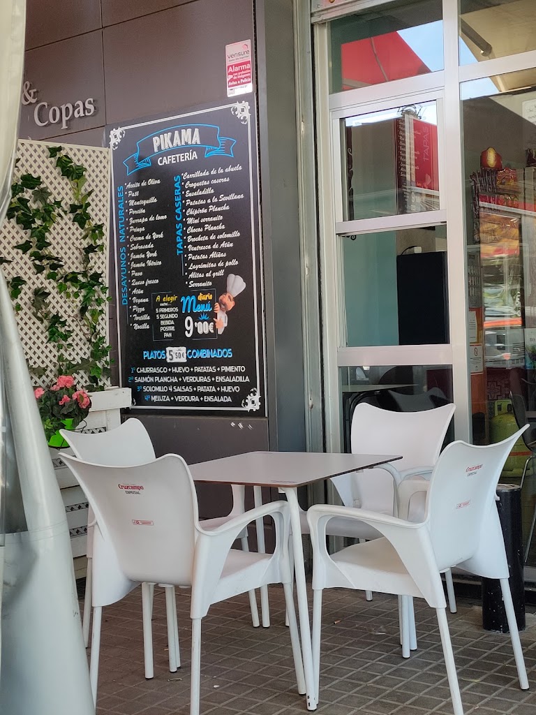 PIKAMA Cafe - Bar — Carta