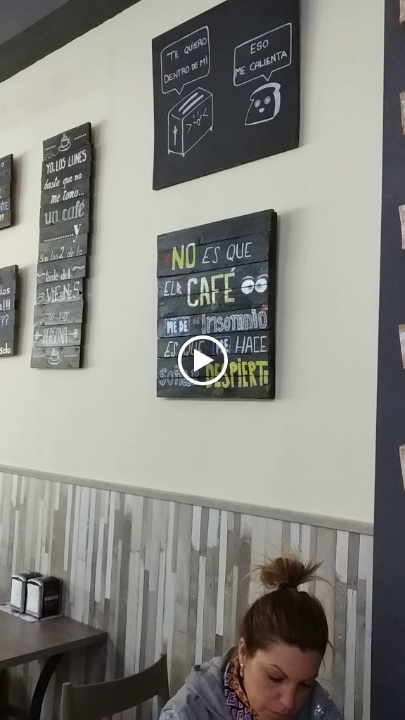 El Cafe de Sergio — Videos