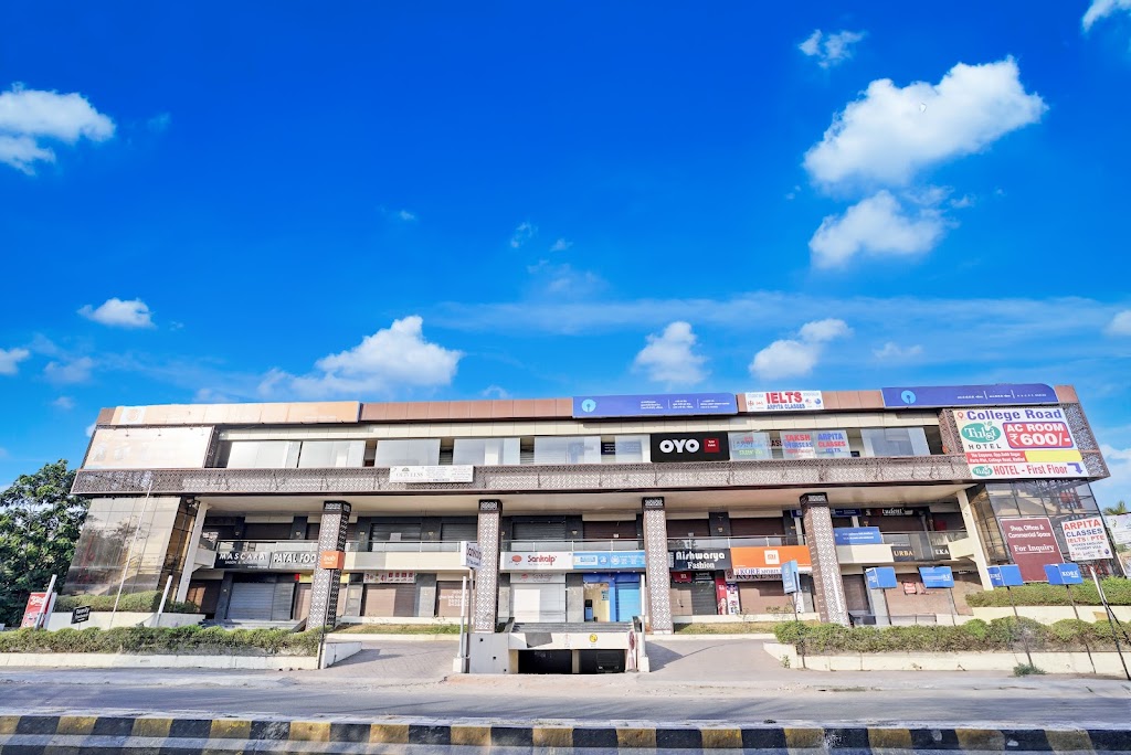 Oyo Tulsi Hotel