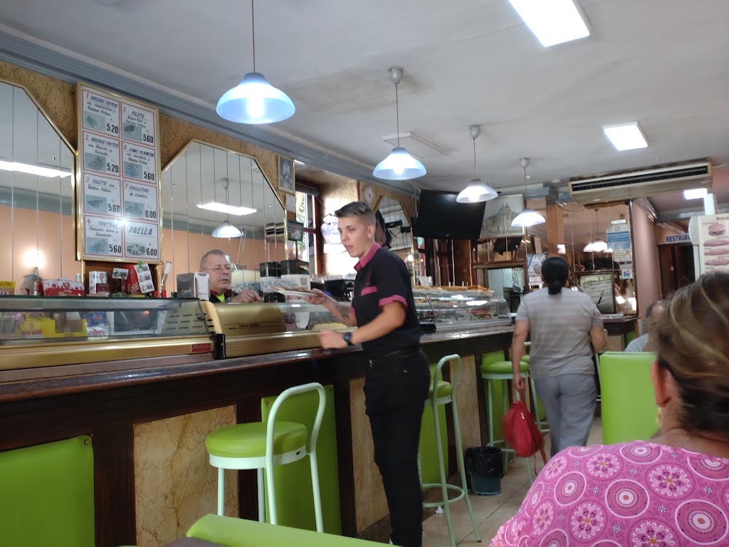 Bar Ideal — Ambiente