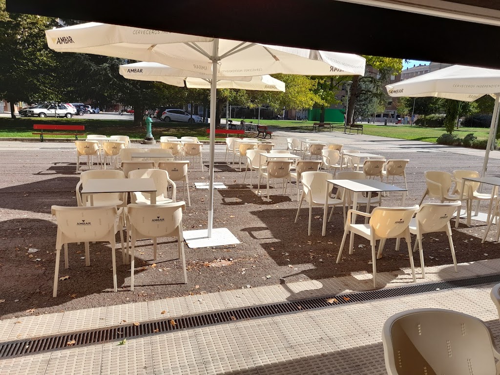 Bar Cafeteria Aster — Ambiente