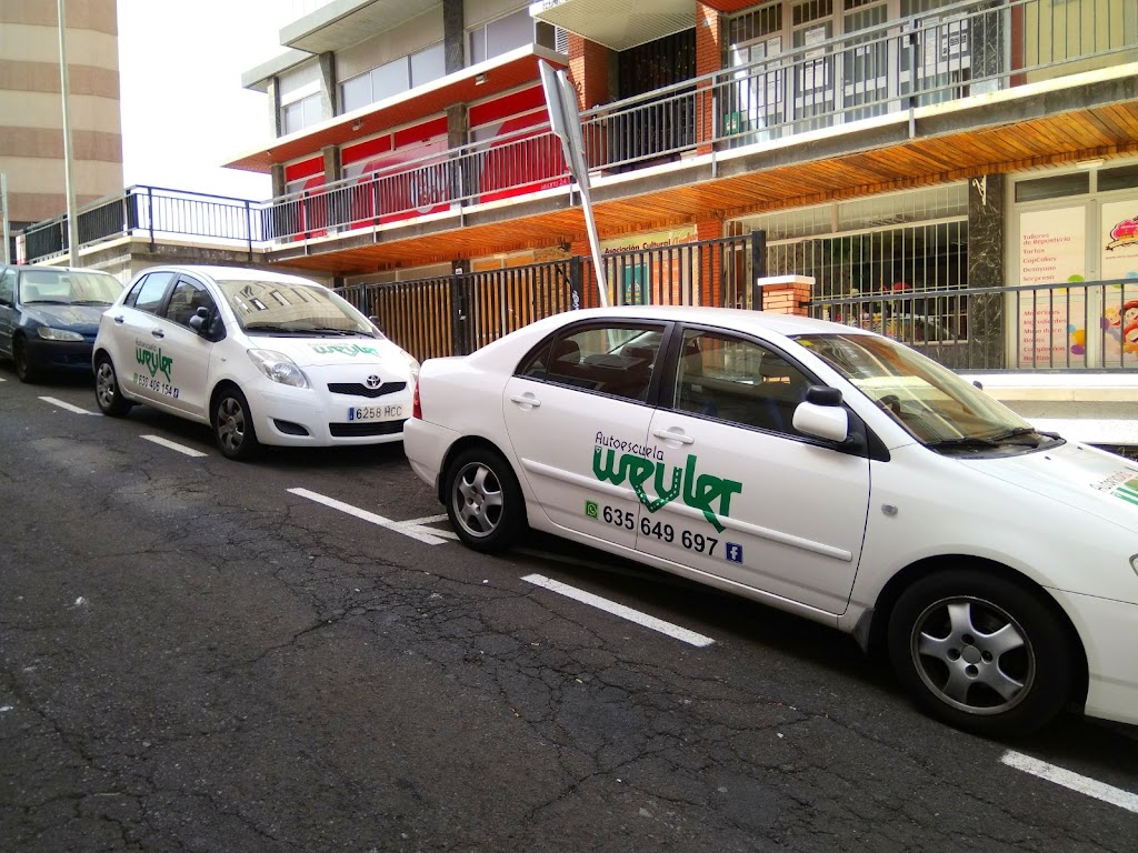 Centro de Formacion Weyler — Automovil