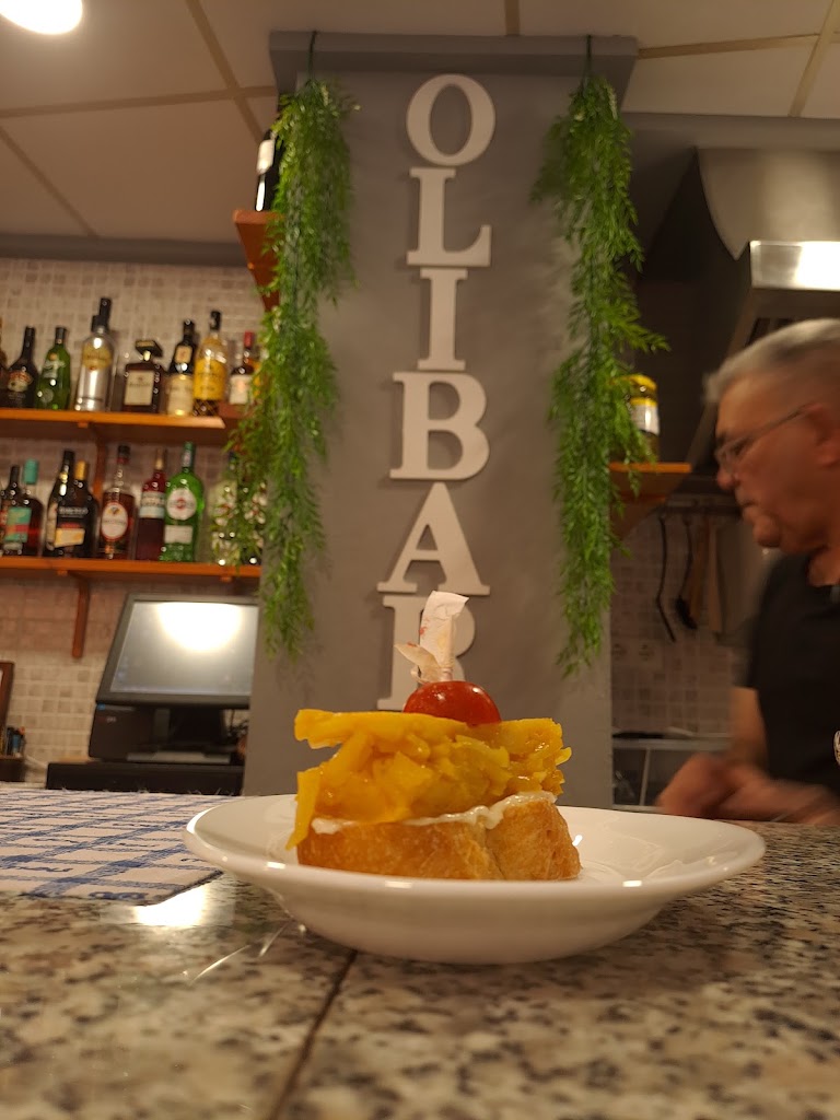 OLIBAR — Comida y bebida
