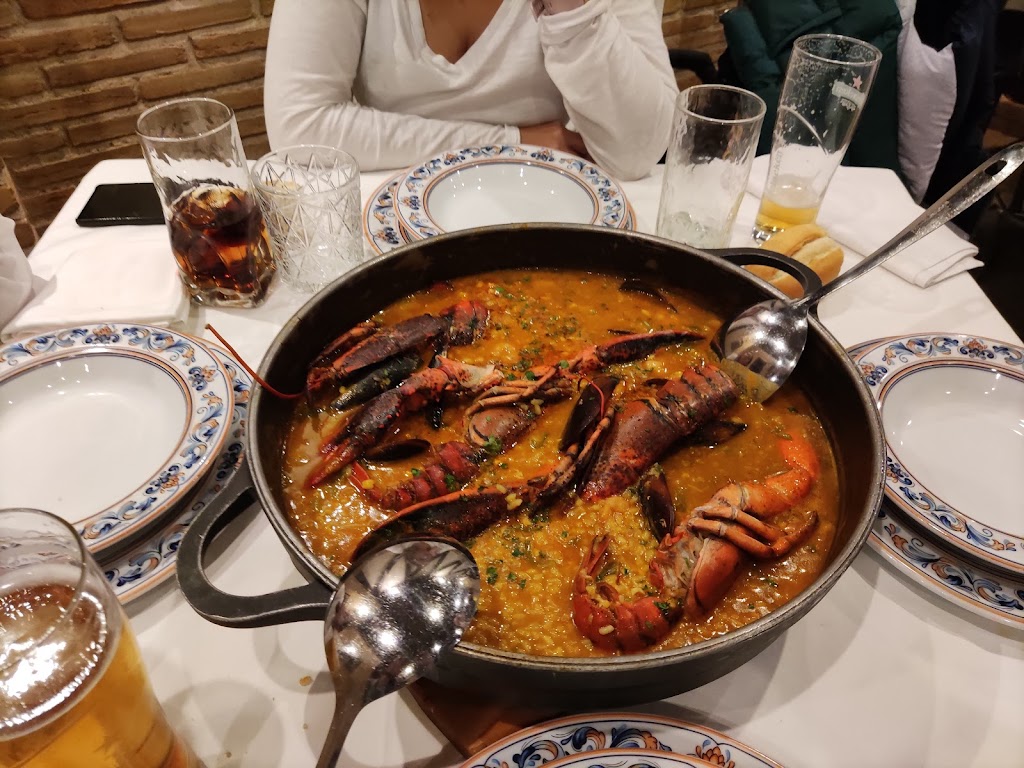 Restaurante El Lagar de Arroyomolinos — Paella