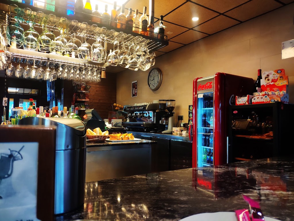 CAFETERIA EVICEALI ( EL CHANGO) — Ambiente