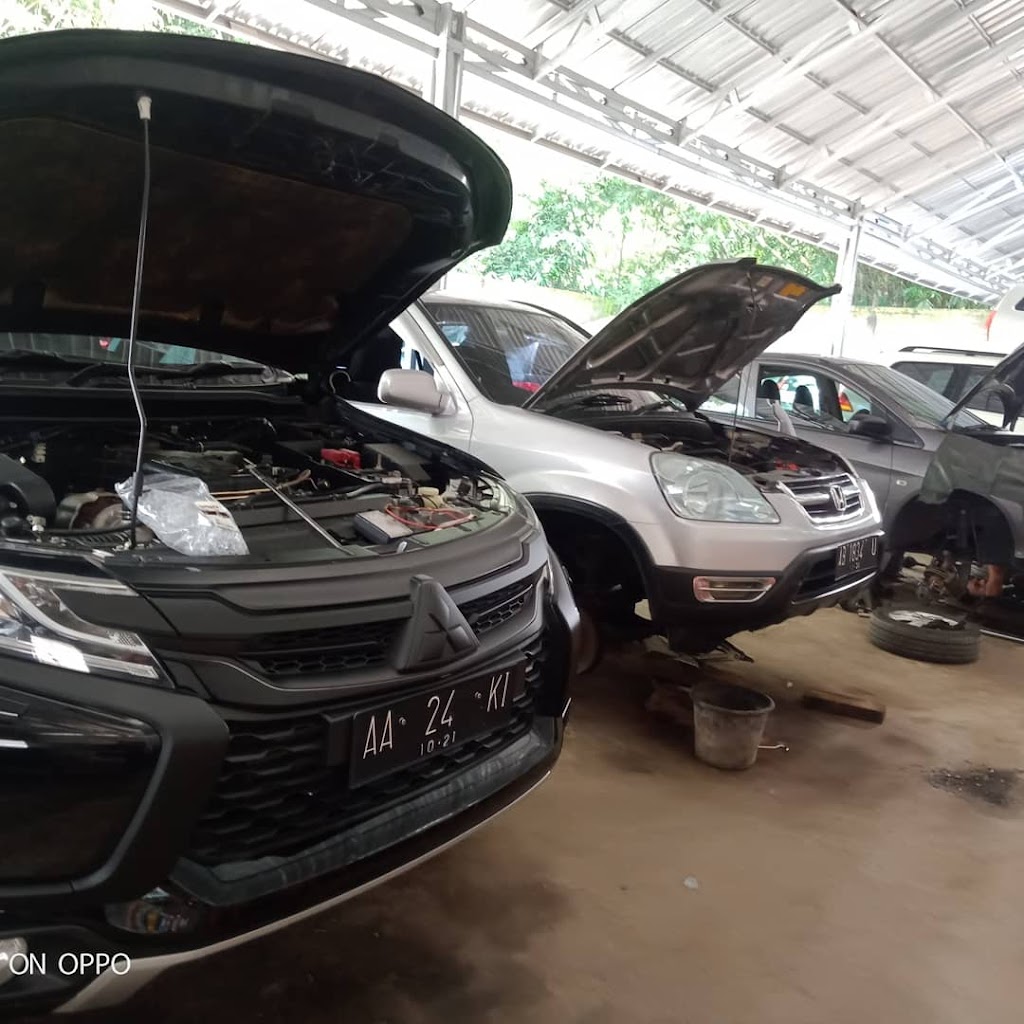 Bengkel Mobil Pitstop