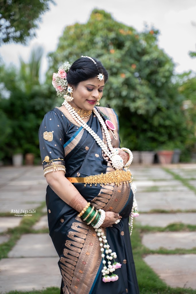 Amruta Shinde Makeup Artist