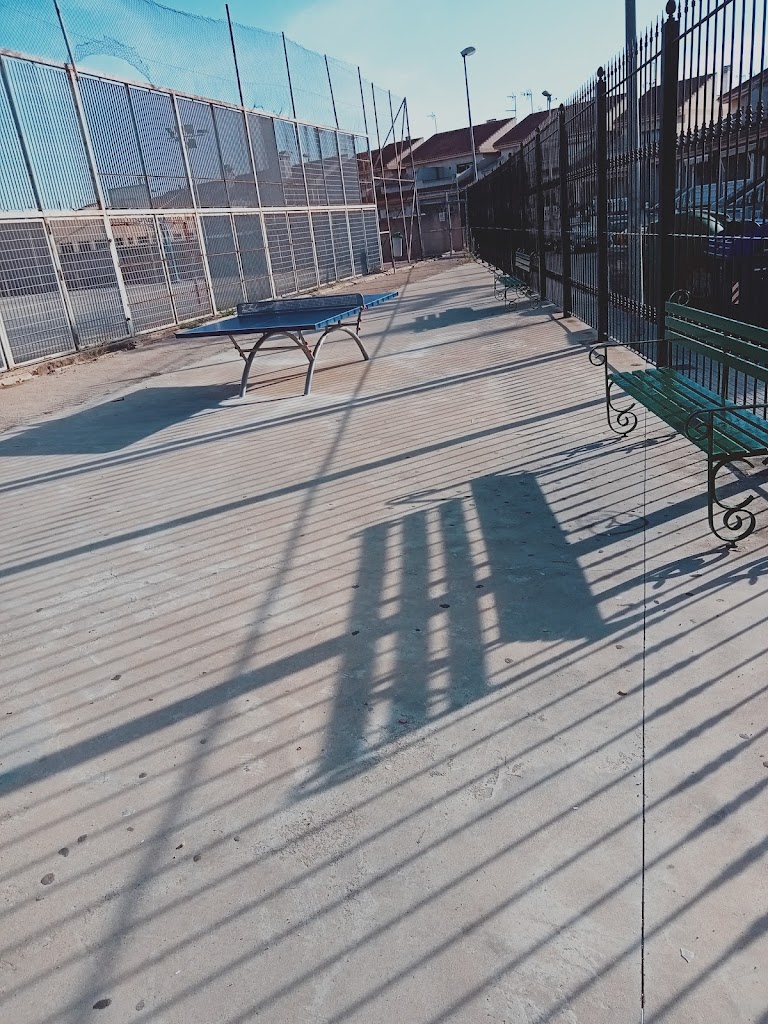 Pistas deportivas de petanca y ocio de los barreros