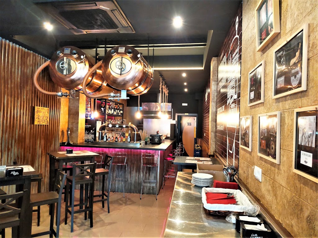 Mezcal Rock Gourmet — Ambiente