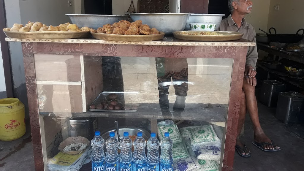 Nepal Jalpan And Kirana Store