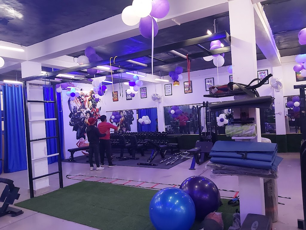 Royal Fitness 2 - A Premium Gym