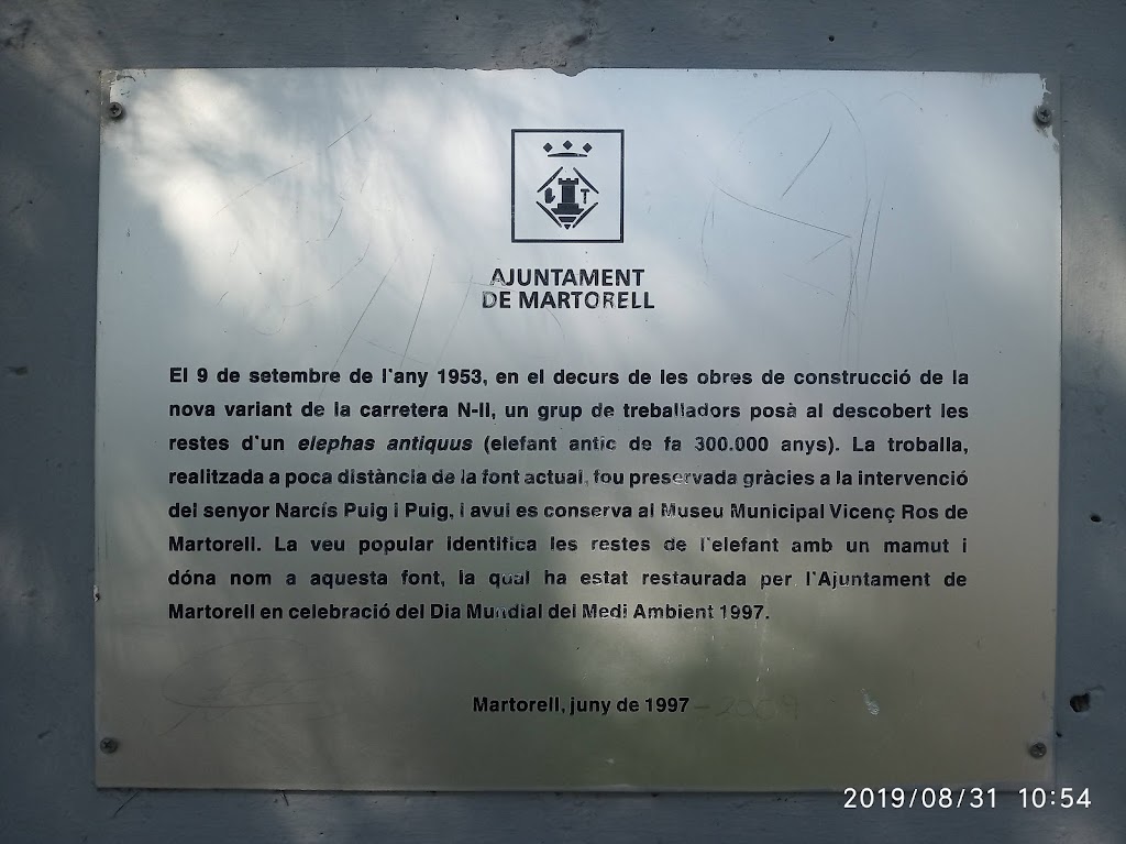 Fuente del Mamut