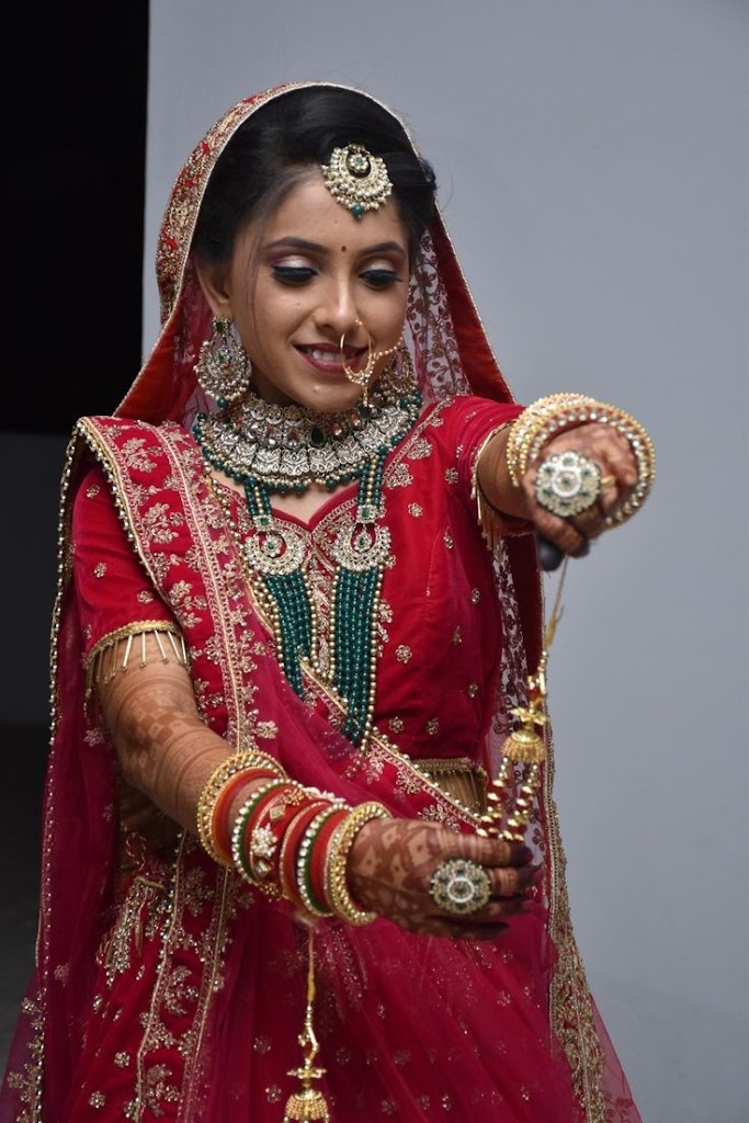 Nisha S Makeup Studio Or Academy