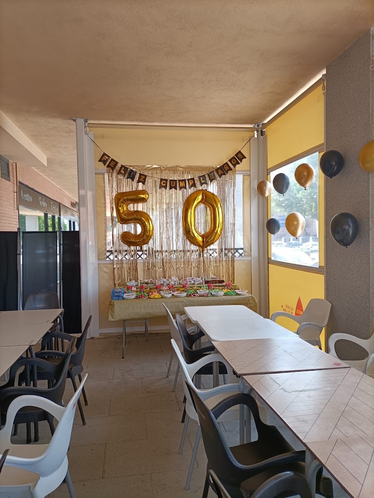 Bar El oasis del pinar — Ambiente