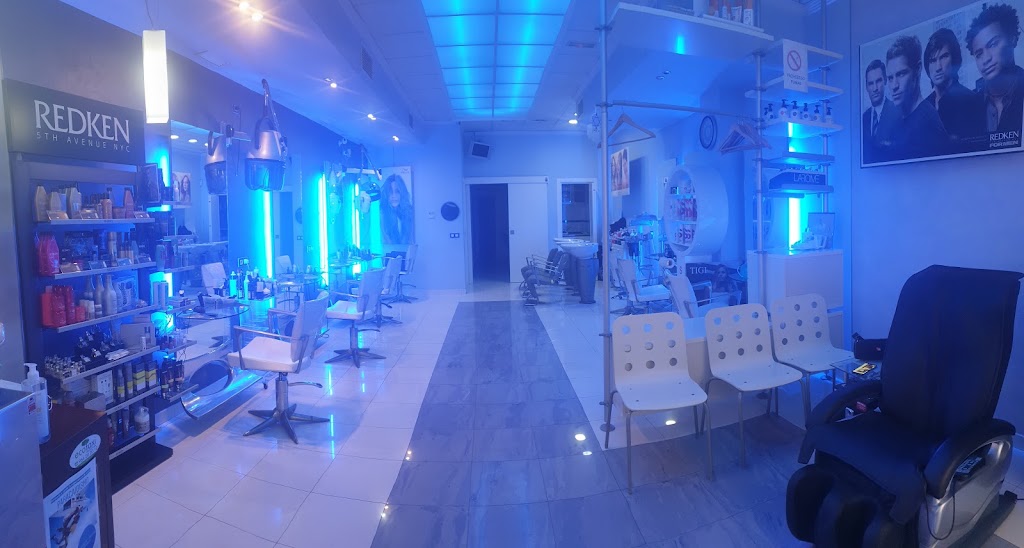 Liana — Interior