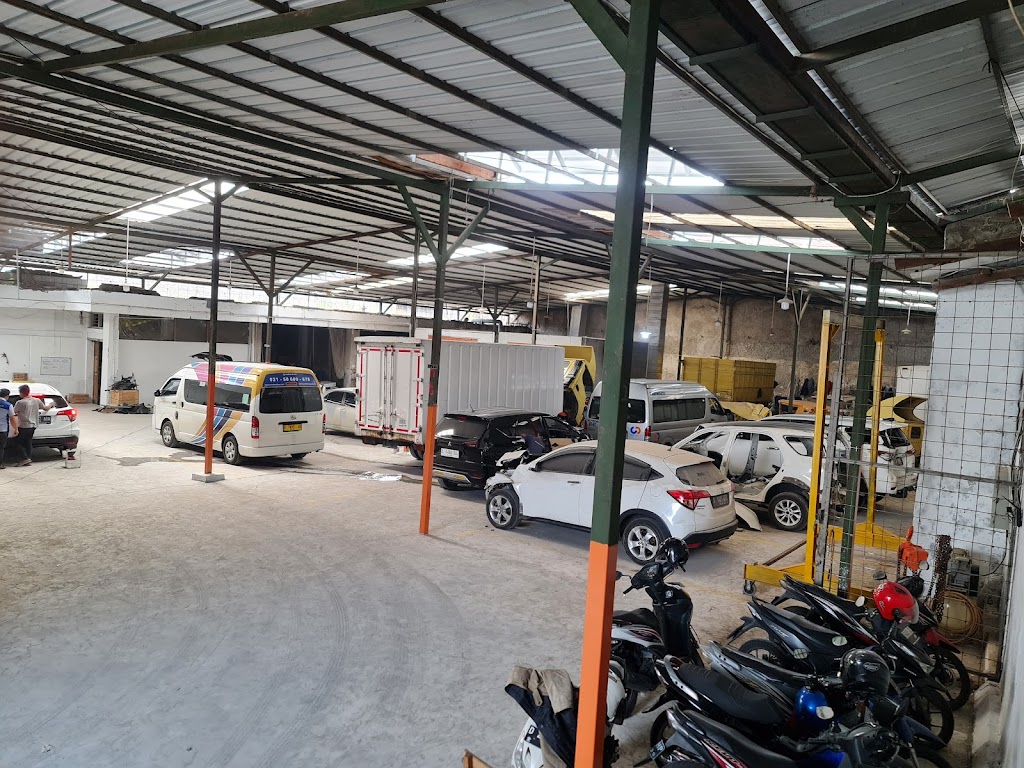 1Premium Auto Care Body Repair & Oven Painting