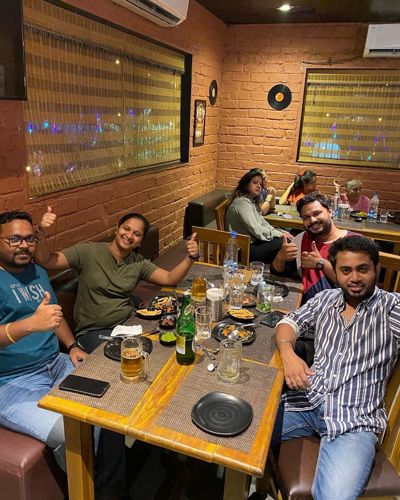 Bombay Talkiezzz Family Bar And Restaurant