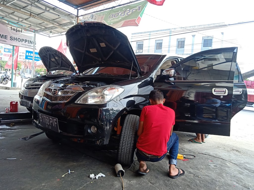 Istana Motor Variasi