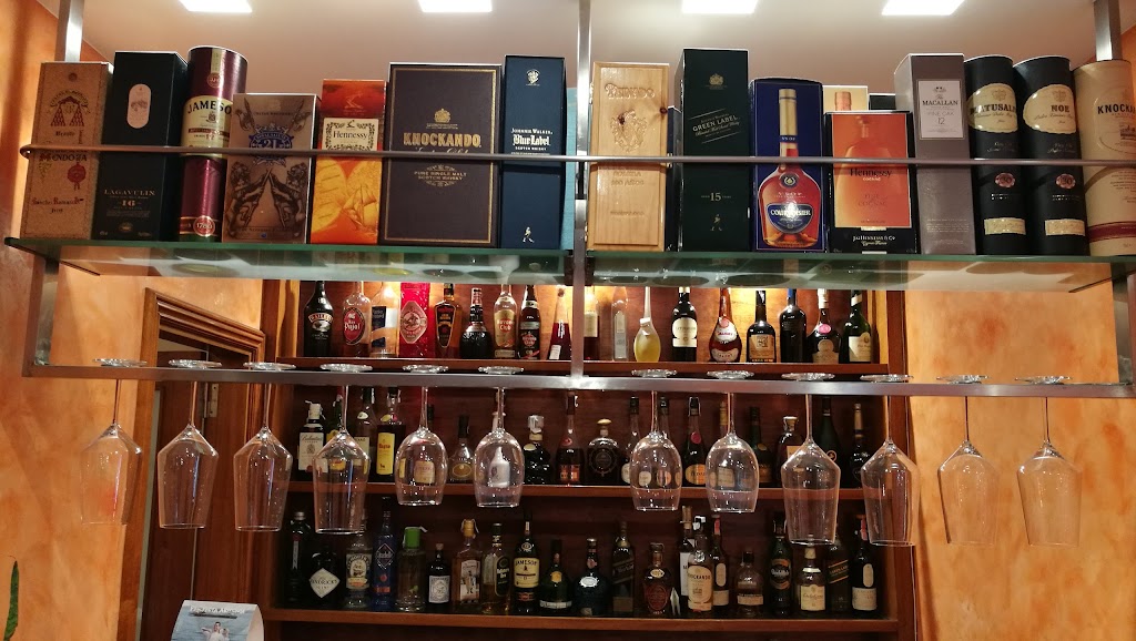 B L A U M A R I Restaurant — Ambiente